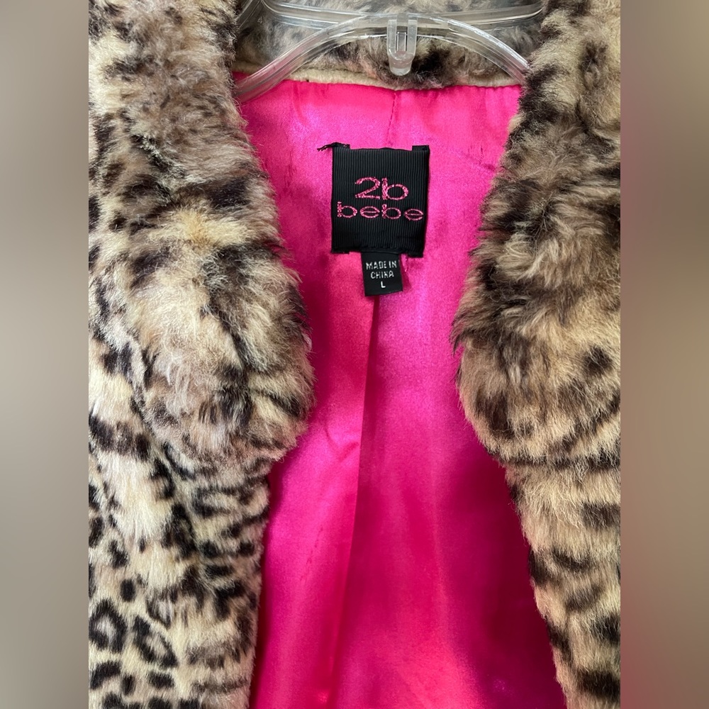 Cropped jacket/ faux jaguar fabric jacket/ woman coat 2b Bebe - Picture 4 of 11